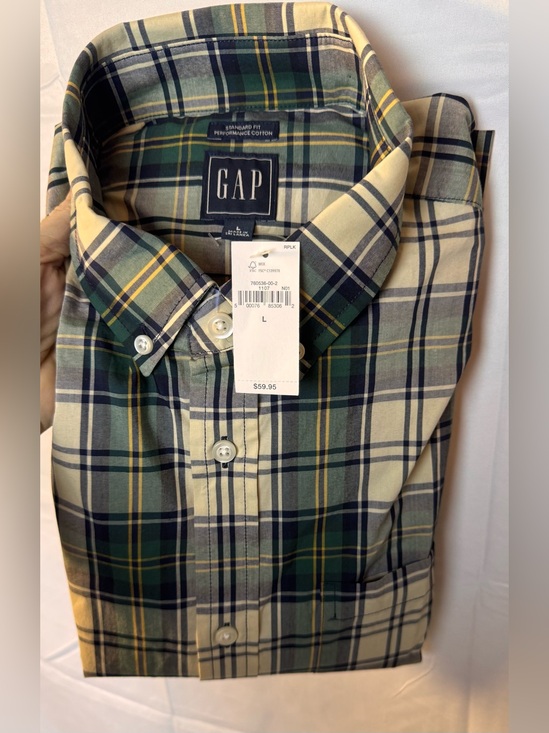 GAP Other - GAP Men’s Green Plaid Button-Down Shirt